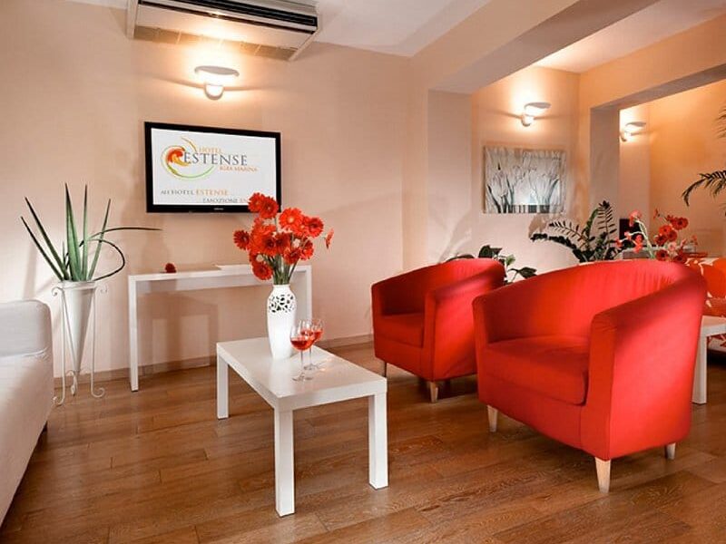 BELLARIA IGEA MARINA (NORTH RIMINI) BARGAIN!!